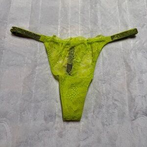 Victoria's Secret Very Sexy Strappy Rhinestone Crystal Shine Strap Thong NWT S/P